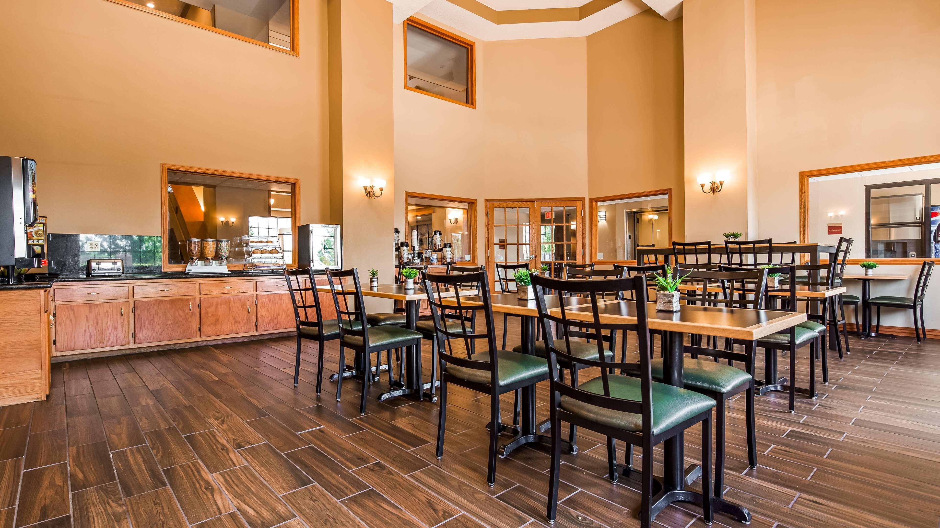 Best Western Locust Grove Inn And Suites Exterior foto