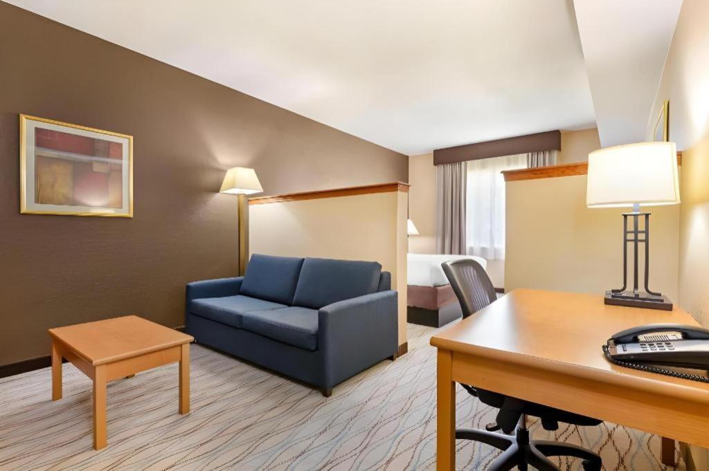 Best Western Locust Grove Inn And Suites Exterior foto