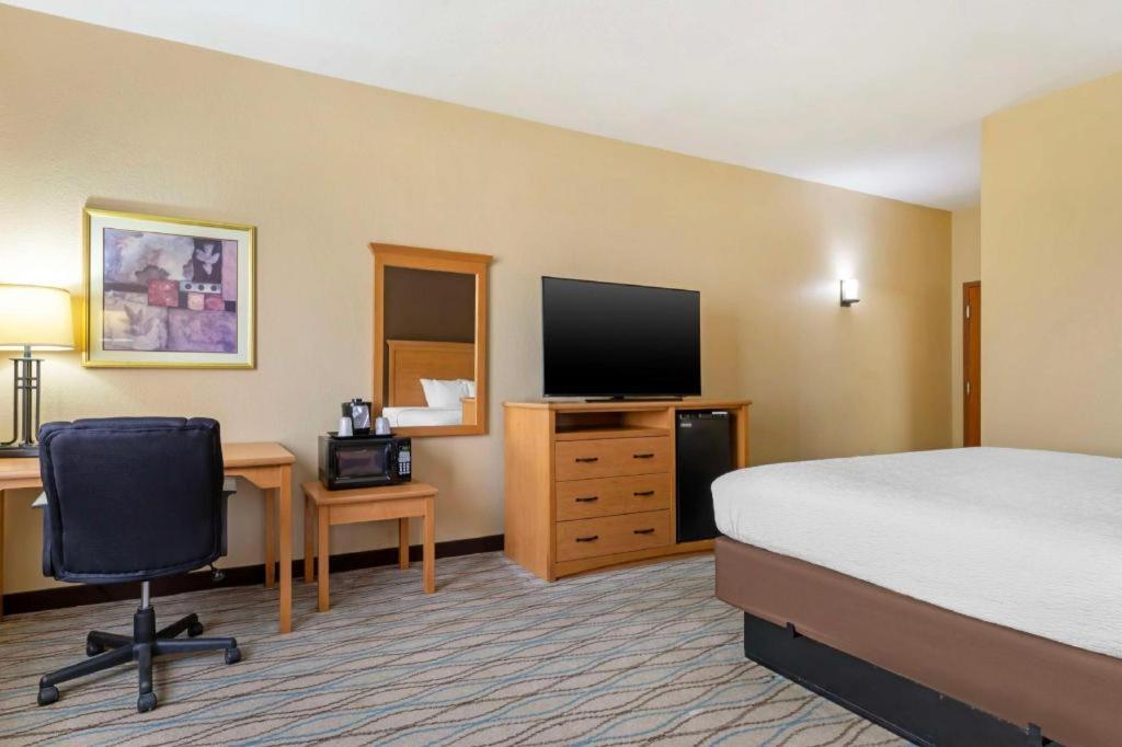 Best Western Locust Grove Inn And Suites Exterior foto