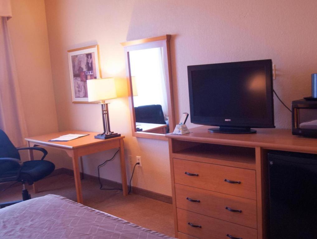 Best Western Locust Grove Inn And Suites Exterior foto